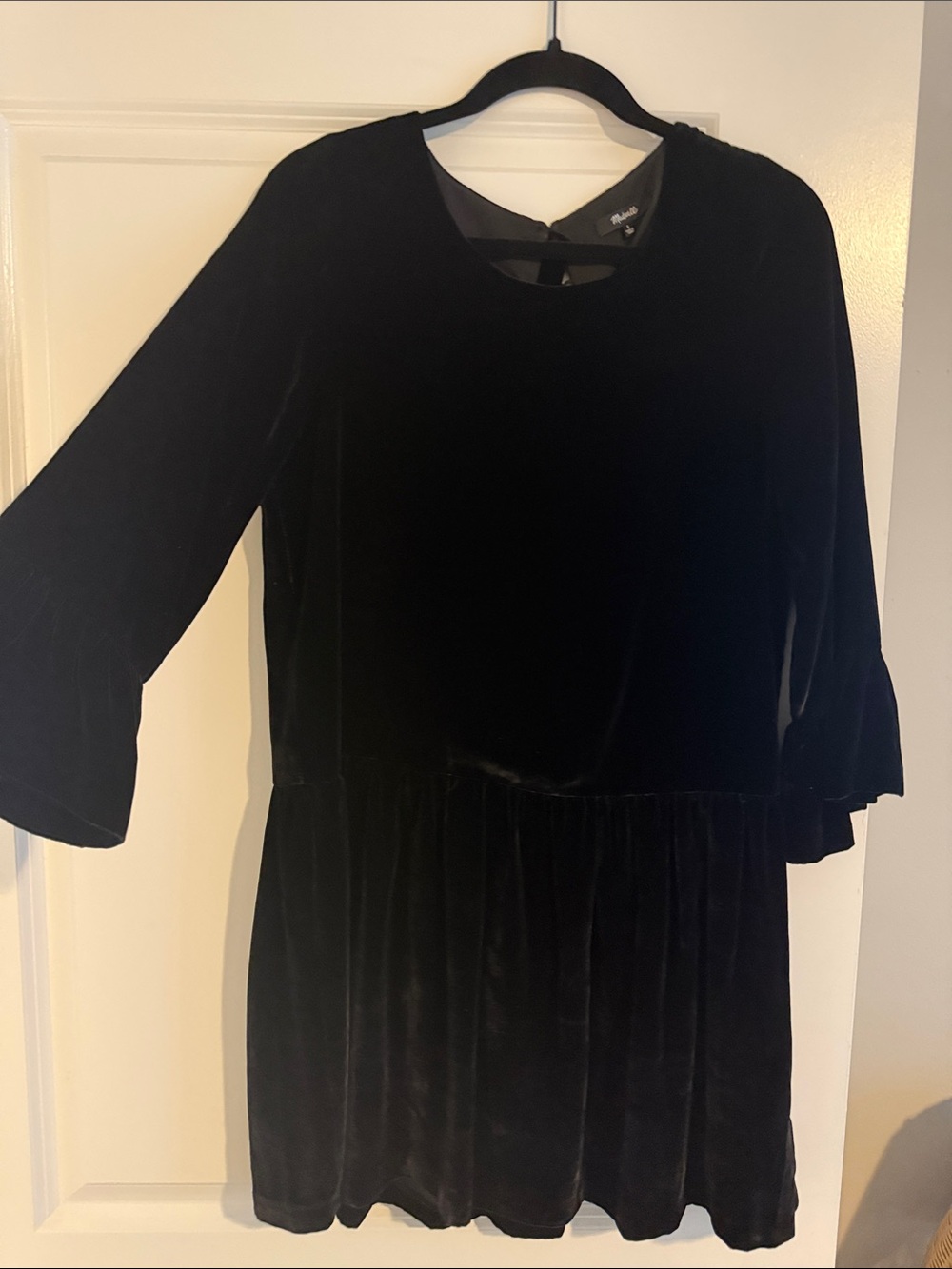 Madewell Velvet Women's Dress - Classic Scoop Neck